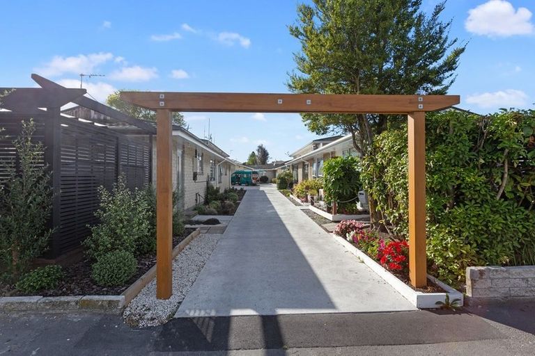 Photo of property in 4/20 Stoneyhurst Street, St Albans, Christchurch, 8014