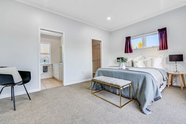 Photo of property in 24 Normandy Avenue, Melville, Hamilton, 3206