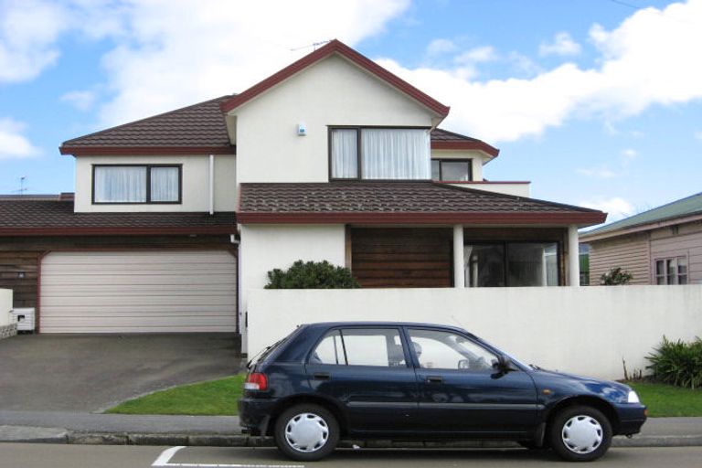Photo of property in 12 Campbell Street, Karori, Wellington, 6012