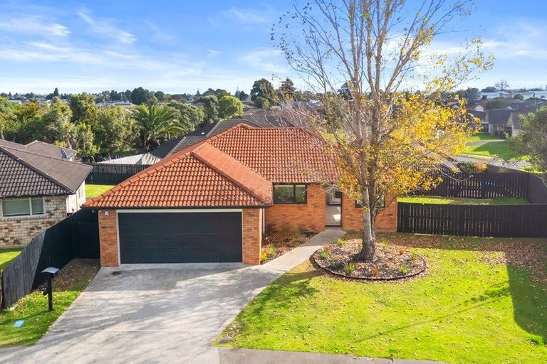 Photo of property in 185 Keri Vista Rise, Papakura, 2110