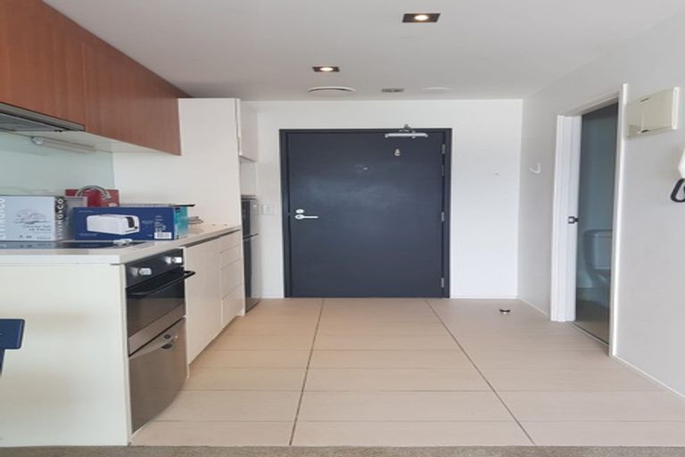Photo of property in The Docks Apartments, 601/2 Dockside Lane, Auckland Central, Auckland, 1010