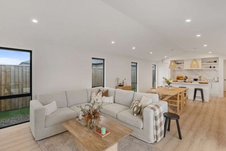 Photo of property in 40 Sandhurst Drive, Rolleston, 7615