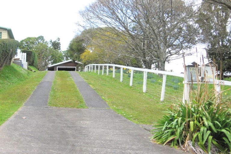 Photo of property in 105a Brunton Crescent, Thames, 3500