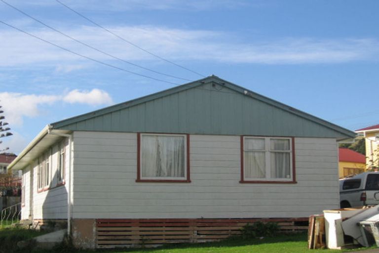 Photo of property in 45 Aberfeldy Street, Cannons Creek, Porirua, 5024