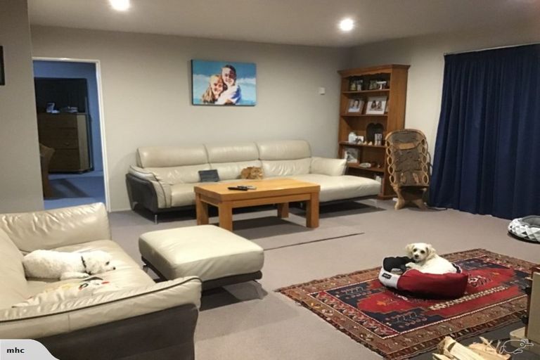 Photo of property in 10 Waianiwa Place, Tokoroa, 3420