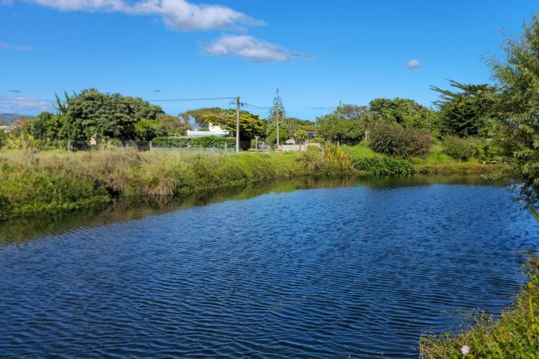 Photo of property in 44 Kapiti Lane, Otaki Beach, Otaki, 5512