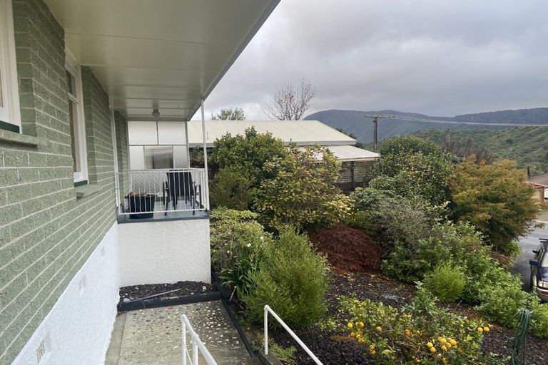 Photo of property in 101 Milton Terrace, Picton, 7220