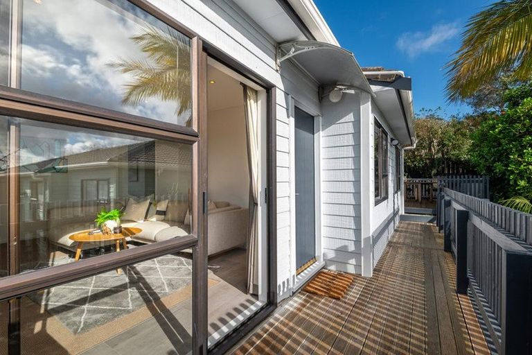 Photo of property in 3/7 Lynngate Place, Hillcrest, Auckland, 0627