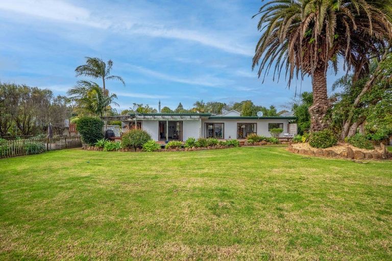 Photo of property in 34 Shepherd Road, Kerikeri, 0230