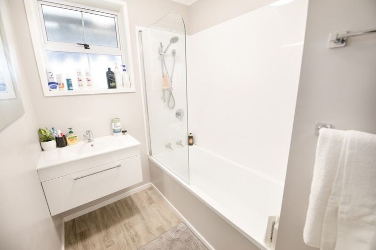 Photo of property in 19 Lichfield Crescent, Tamatea, Napier, 4112