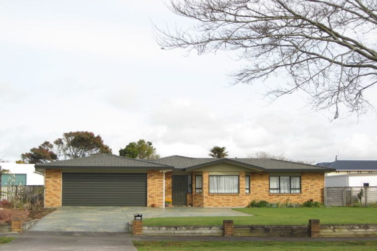 Photo of property in 449 Broadway, Stratford, 4332