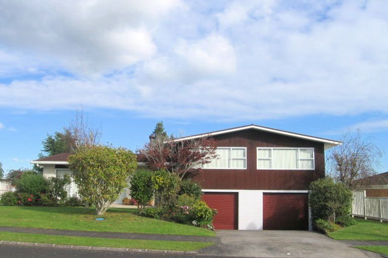 Photo of property in 8 Troon Place, Papatoetoe, Auckland, 2025