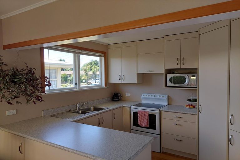 Photo of property in 3 Gwendoline Place, Glenview, Hamilton, 3206