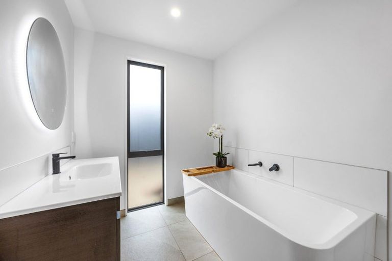 Photo of property in 20 Dray Place, Halswell, Christchurch, 8025