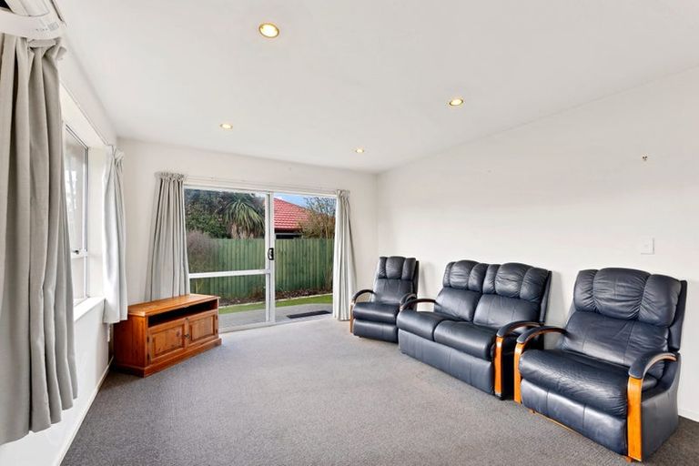 Photo of property in 1/127 Gilberthorpes Road, Hei Hei, Christchurch, 8042