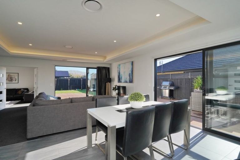 Photo of property in 14 Ellesmere Street, Marshland, Christchurch, 8083