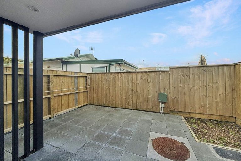 Photo of property in 5/6 Victoria Street, Ebdentown, Upper Hutt, 5018