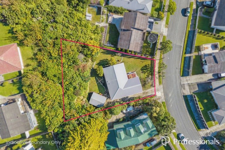 Photo of property in 13 Christchurch Crescent, Kelson, Lower Hutt, 5010