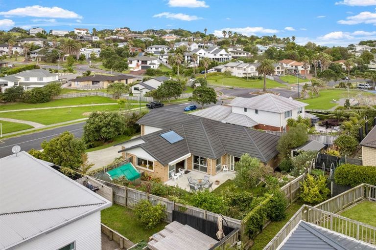 Photo of property in 100 Ferry Road, Arkles Bay, Whangaparaoa, 0932