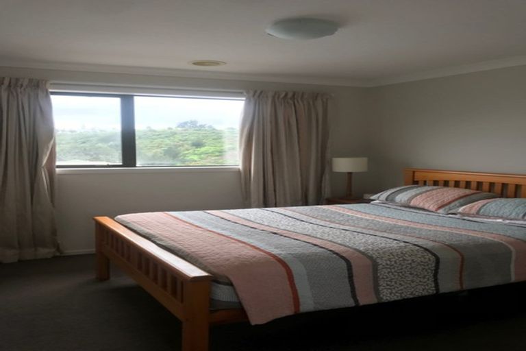 Photo of property in 77 Te Puia Drive, Aotea, Porirua, 5024