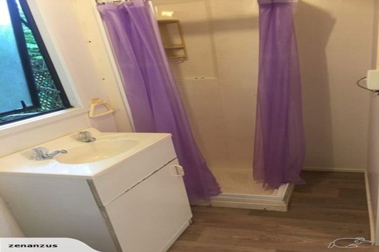 Photo of property in 1254 State Highway 16, Waimauku, 0883