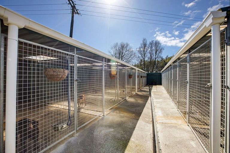 Photo of property in 4 Kitson Road, Aka Aka, Waiuku, 2682