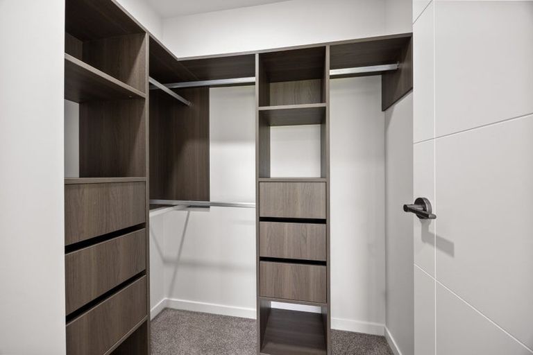 Photo of property in 35 Park Green Avenue, Rosehill, Papakura, 2113