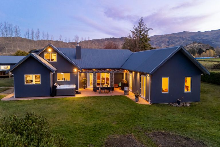 Photo of property in 202 Blackman Road, Blackmans, Alexandra, 9391