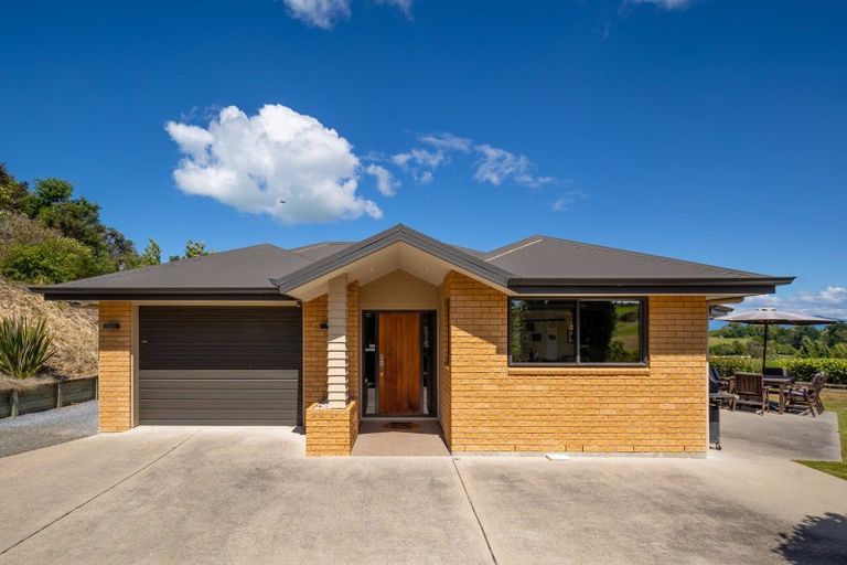 Photo of property in 50 Pine Hill Road, Ruby Bay, Upper Moutere, 7173