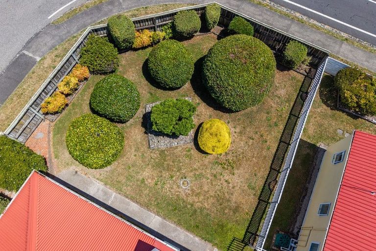 Photo of property in 10 Walton Road, Paraparaumu Beach, Paraparaumu, 5032