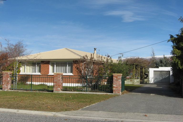 Photo of property in 22 Ashworth Street, Alexandra, 9320