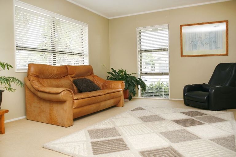 Photo of property in 51 Barnhill Crescent, Pahurehure, Papakura, 2113