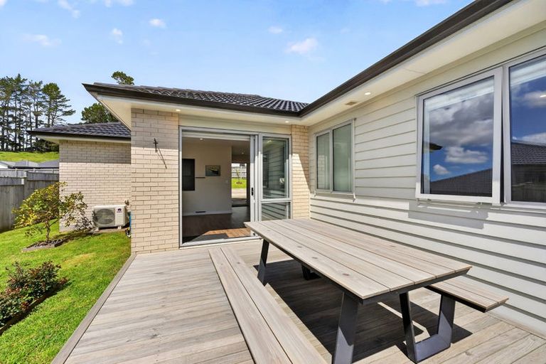 Photo of property in 41 Pukemarino Road, Waimauku, 0812