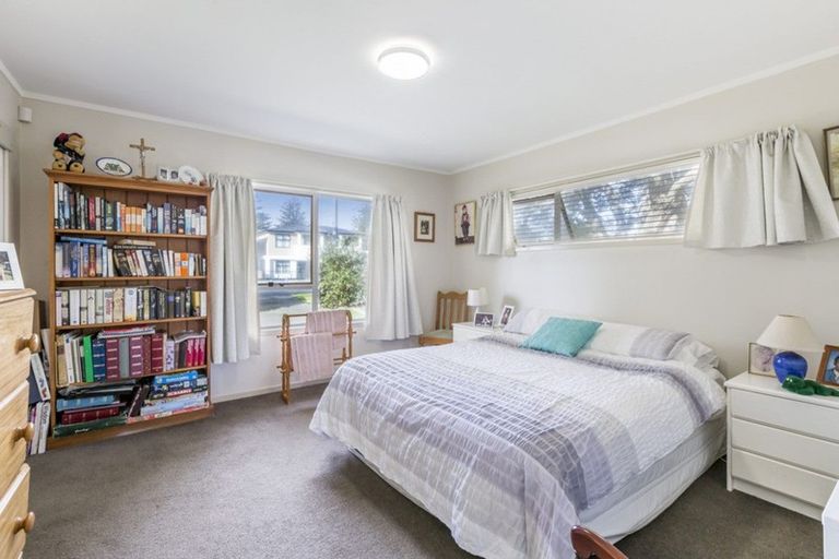 Photo of property in 1/468 Hibiscus Coast Highway, Orewa, 0931