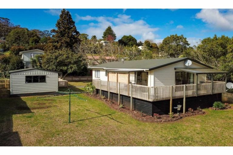 Photo of property in 3 Amokura Drive, Kerikeri, 0230