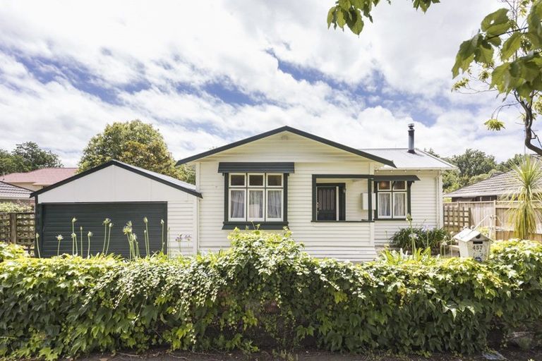 Photo of property in 457 College Street, Hokowhitu, Palmerston North, 4410