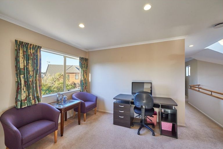 Photo of property in 9 Balmoral Drive, Terrace End, Palmerston North, 4410