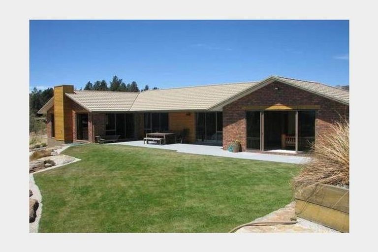 Photo of property in 20 Old Golf Course Road, Bridge Hill, Alexandra, 9320