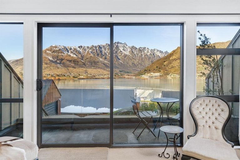 Photo of property in Marina Village, 1/10 Marina Drive, Frankton, Queenstown, 9300
