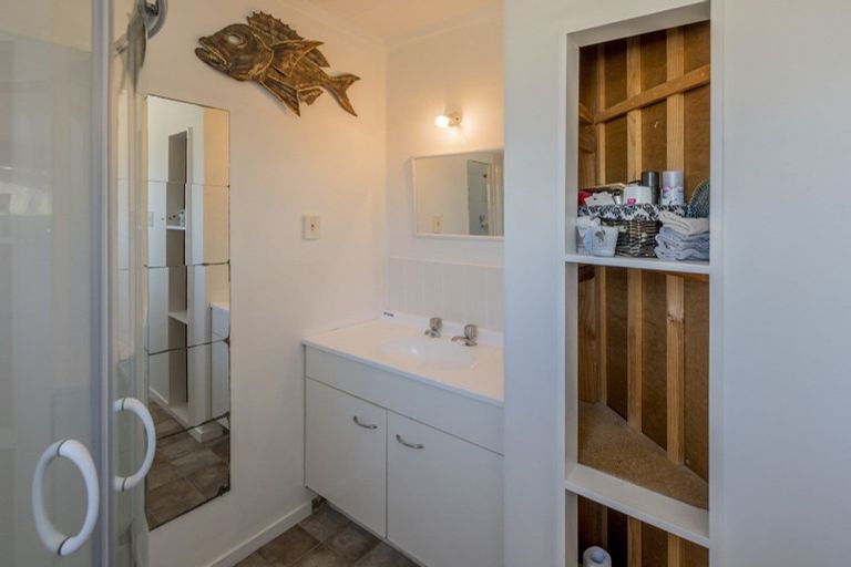 Photo of property in 52b Kirk Street, Otaki, 5512