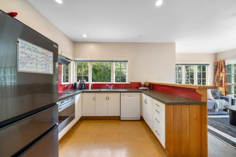 Photo of property in 11 Ridvan Grove, Ngaio, Wellington, 6035