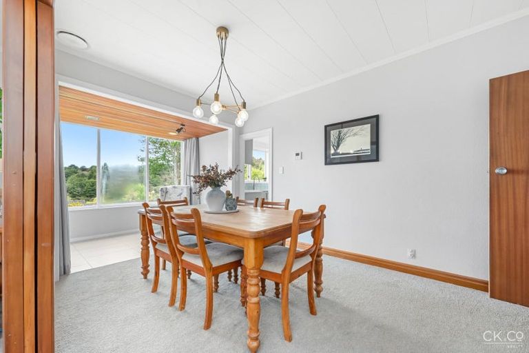 Photo of property in 11 Chichester Drive, Pinehaven, Upper Hutt, 5019