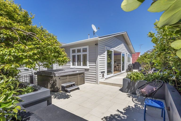 Photo of property in 8 Plymouth Street, Karori, Wellington, 6012