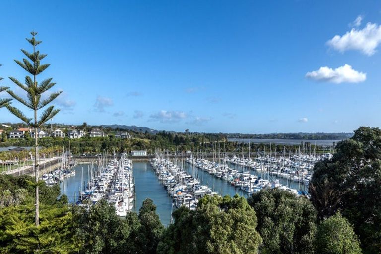 Photo of property in 81 Pine Harbour Parade, Beachlands, Auckland, 2018