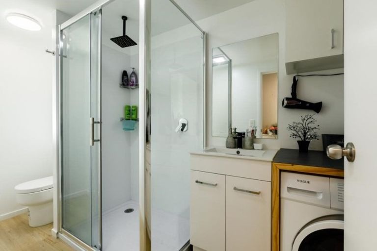 Photo of property in 14/32 Akaroa Drive, Maupuia, Wellington, 6022