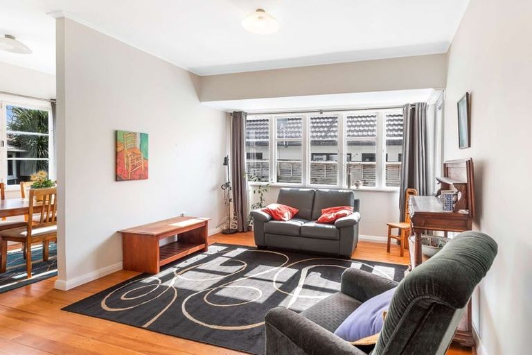 Photo of property in 65 Park Road, West End, Palmerston North, 4412