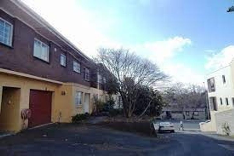 Photo of property in 6/1243 Victoria Street, Whitiora, Hamilton, 3200