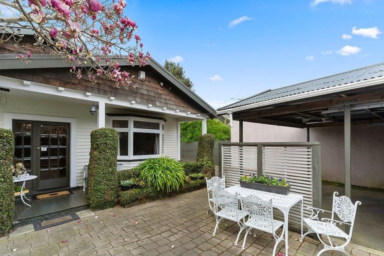Photo of property in 706 High Street, Boulcott, Lower Hutt, 5010