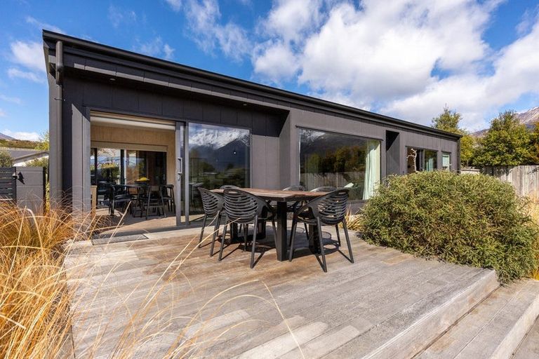 Photo of property in 50 Coll Street, Glenorchy, 9372