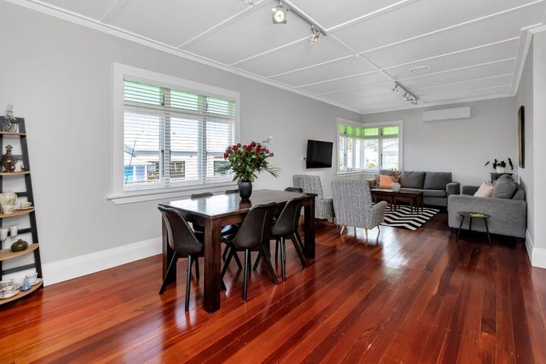 Photo of property in 20 Wallace Street, Regent, Whangarei, 0112
